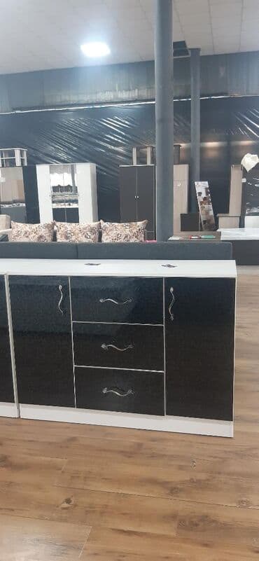 мебель из оргстекла: Камот из акрила 120×48 наличии есть полностью ПВХА с доставкой — 1