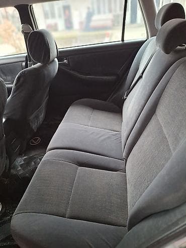 борона мала: Toyota Corolla: 2004 г., 1.6 л, Ручные, Бензин, Универсал — 8