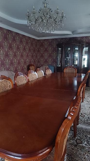 итальянский стол: Большой раздвижной обеденный стол в классическом стиле. Состав: - — 6