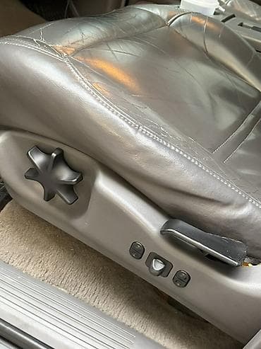 сиена машина цена: Ford : 1999 г., 4 л, Автомат, Бензин, Внедорожник — 9