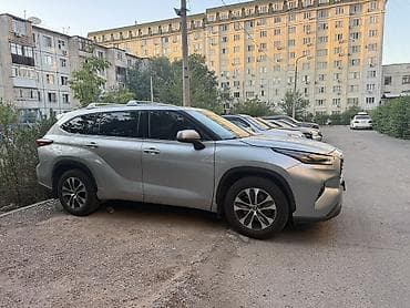 byd e5: Toyota Highlander: 2020 г., 2.5 л, Гибрид — 3