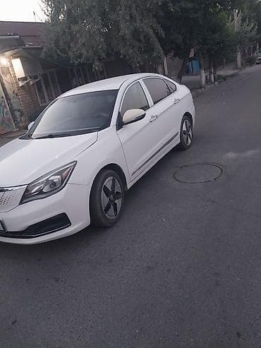 джили авто: Dongfeng 580: 2021 г., Автомат, Электромобиль, Седан — 4