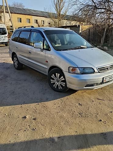 11 00r20: Honda Shuttle: 1996 г., 2.3 л, Автомат, Бензин, Минивэн — 3