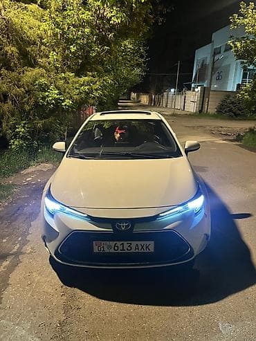 corolla 2016: Toyota Corolla: 2019 г., 1.8 л, Вариатор, Бензин, Седан — 2