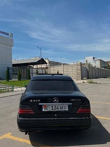 каропка автомат мерс 124: Mercedes-Benz E-Class: 1993 г., 3.2 л, Автомат, Бензин, Седан — 2