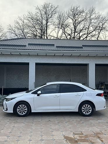 виндом бампер: Toyota Corolla: 2019 г., 1.8 л, Автомат, Бензин, Седан — 4