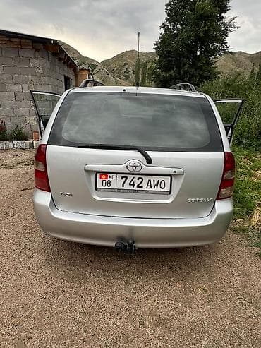 Транспорт: Toyota Avensis: 2003 г., 1.6 л, Механика, Бензин, Универсал — 6