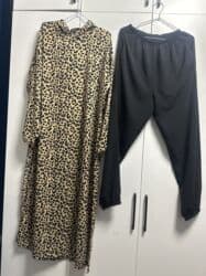 витринные полки б у: Двойка. Материал прада, легкий,дышащий На худи-платье по бокам — 2