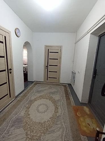 дом в ош: С р о ч н о Продается 🏠 ближе Ошскому рынку находится жилмассиве Колмо — 9