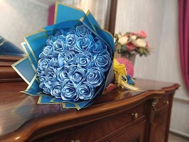женское счастье цветы: Голубые атласные розы Продаю атласные голубые розы ручной работы — 4