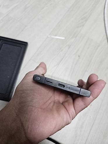 запись игр: Samsung Galaxy S24 Ultra, Б/у, 512 ГБ, цвет - Черный, 1 SIM, eSIM — 7