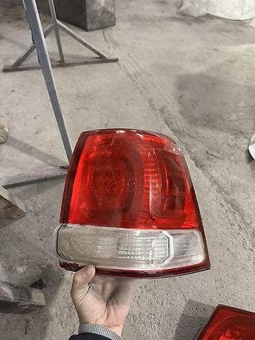 решотка на спринтер: Задни правый стоп тойота Задний правый стоп Land Cruiser 200 Задний — 1