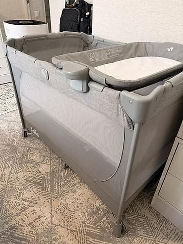 автолюлька graco junior: Набор для малыша: манеж-кровать Joie + пеленальный столик-вкладыш + — 5