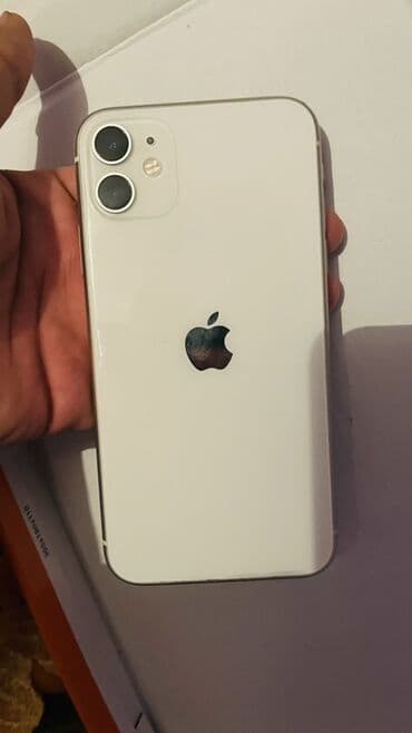 IPhone 11, Б/у, 64 ГБ, Белый, Кабель, 78 %