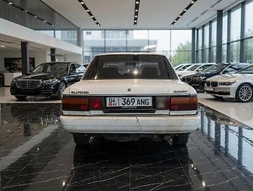 Продажа авто: Toyota Camry: 1987 г., Механика, Бензин, Седан — 4