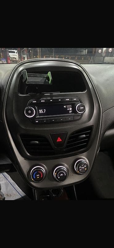 ravon spark: Chevrolet Spark: 2019 г., 1 л, Автомат, Хэтчбэк — 5