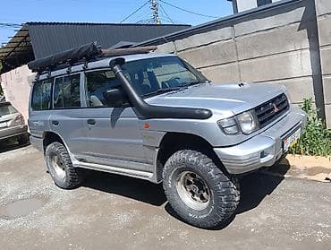 джипы и внедорожники: Mitsubishi Pajero: 2004 г., Внедорожник — 1