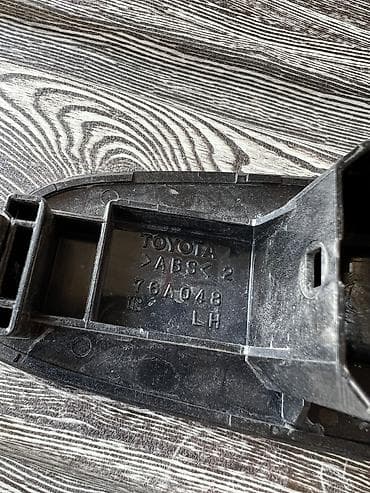 lx: LX 470 Передняя правая вставка, на кнопки двери По всем вопросам — 5