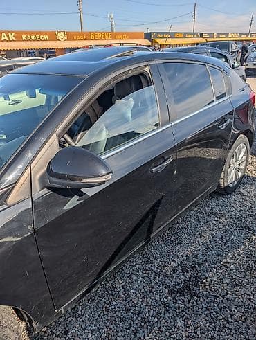 step 2: Chevrolet Cruze: 2016 г., 1.8 л, Автомат, Бензин, Хэтчбэк — 3