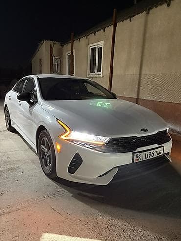mazda 3: Kia K5: 2021 г., Автомат, Бензин, Седан — 7