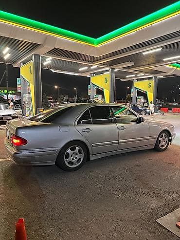 210: Mercedes-Benz E-Class: 2000 г., 3.2 л, Автомат, Бензин, Седан — 2