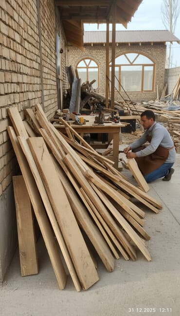 бу драва: Строительный распил/обрезки древесины и разобранная опалубка - — 1