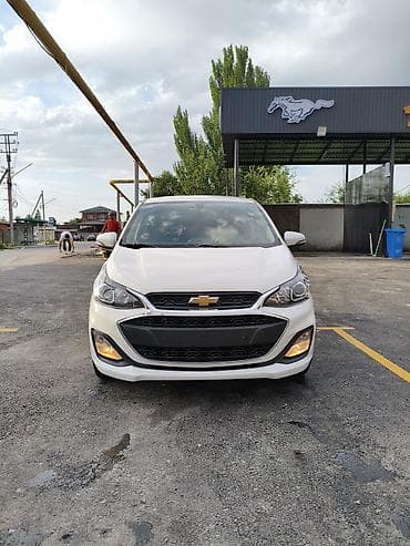 Транспорт: Chevrolet Spark: 2020 г., 1 л, Вариатор, Бензин, Хэтчбэк — 1
