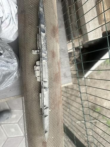 подкрылки е39: Накладка крышки багажника BMW, Б/у, Оригинал — 3