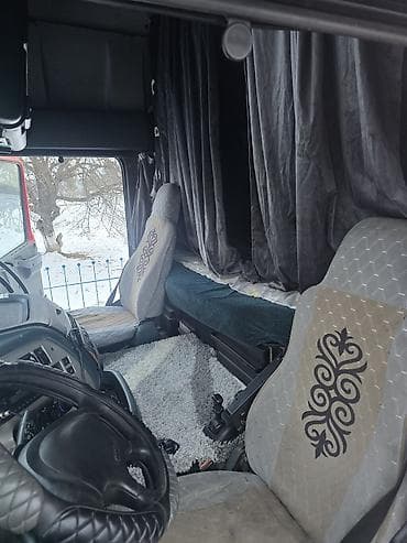 mercedes w114: Тягач, DAF, 2004 г. — 8