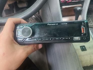 Техника и электроника: Автомагнитола Pioneer GM Y-GOLD1789 Характеристики и разъёмы: - — 1