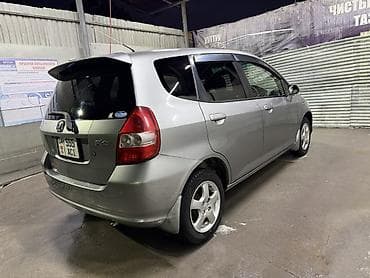Продажа авто: Honda Fit: 2003 г., 1.5 л, Автомат, Бензин, Хэтчбэк — 3