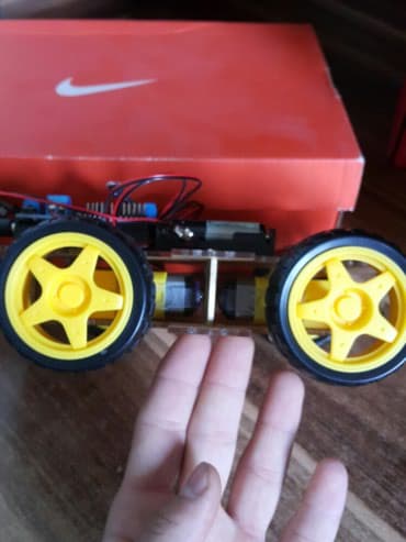 конструкторы машины: Машина ручной сборки на Arduino. Делалась для диплома. Все работает — 1