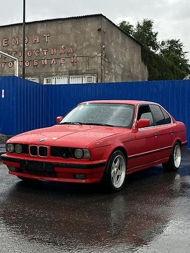 BMW 5 series: 1992 г., Седан