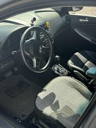 samsung car: Hyundai Accent: 2019 г., 1.4 л, Автомат, Бензин, Седан — 7