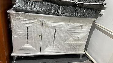 белый комод: Комод для одежды, Без зеркала, ЛДСП, цвет - Белый — 3