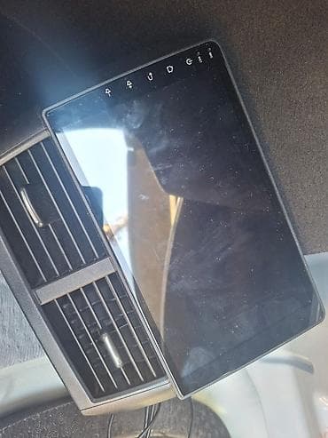 портативный dvd плеер с экраном: Автомобильная мультимедийная магнитола с большим сенсорным экраном + — 1