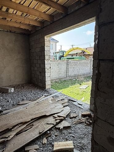 продаю дом ак ордо 1: Продаётся одноэтажный дом в стадии строительства. Основные — 3