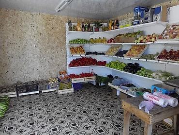витринные стеллажи: Угловые торговые стеллажи для магазина - Настенное модульное — 3