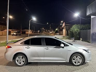 Toyota Levin: 2020 г., 1.8 л, Вариатор, Гибрид, Седан — 3