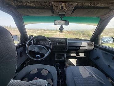 вампер на фит: Volkswagen Golf: 1988 г., 1.6 л, Ручные, Бензин, Хэтчбэк — 4