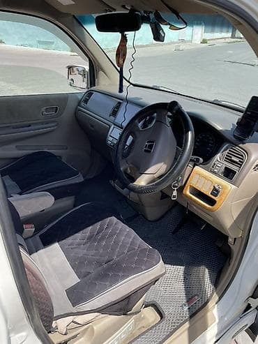 Транспорт: Honda Stepwgn: 2002 г., Бензин, Минивэн — 9