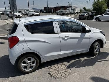 devo matiz: Chevrolet Spark: 2017 г., 0.1 л, Автомат, Бензин, Хэтчбэк — 2