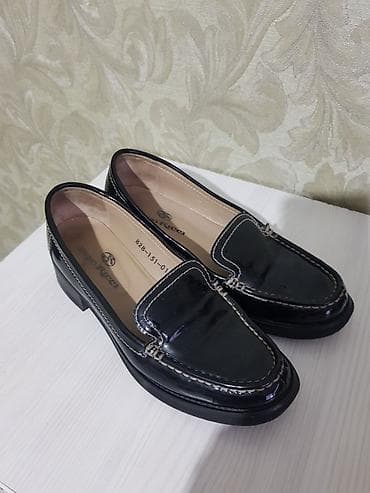 Туфли лак кожа натур. 35,5-36 размер. 400 сом