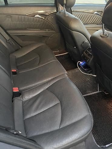 Mercedes-Benz E-Class: 2003 г., 3.2 л, Автомат, Бензин, Седан — 10