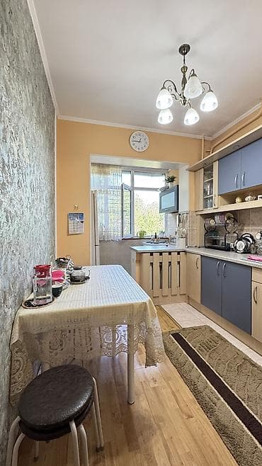 гостиницы нарын: 3 комнаты, 71 м², 105 серия, 4 этаж — 5