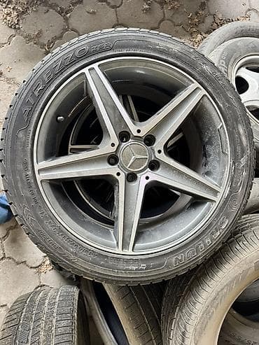 Шиналар жана дисктер: Дөңгөлөктөр монтажда 235 / 45 / R 17, Жай, Комплект, Жеңил унаалар, Куйма, тешиктери - 5 — 1