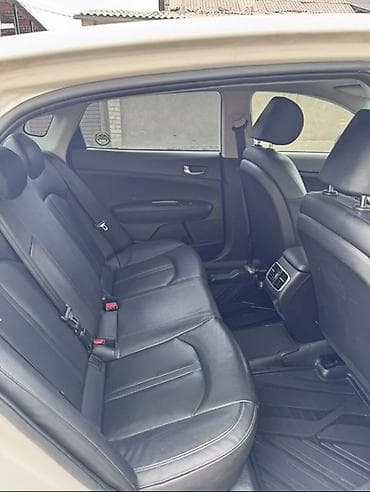 byd e2 2022: Kia K5: 2019 г., 2 л, Автомат, Газ, Седан — 4