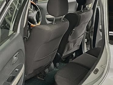 тайота vitiz: Toyota Ist: 2003 г., Автомат, Бензин, Хэтчбэк — 4