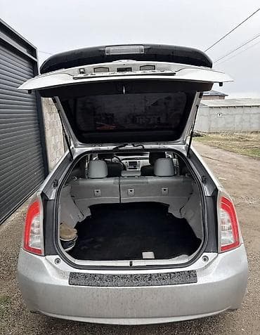 Toyota Prius: 2013 г., 1.8 л, Автомат, Гибрид, Хэтчбэк