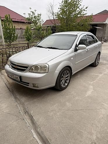 Chevrolet Lacetti: 2008 г., 1.6 л, Механика, Бензин, Седан